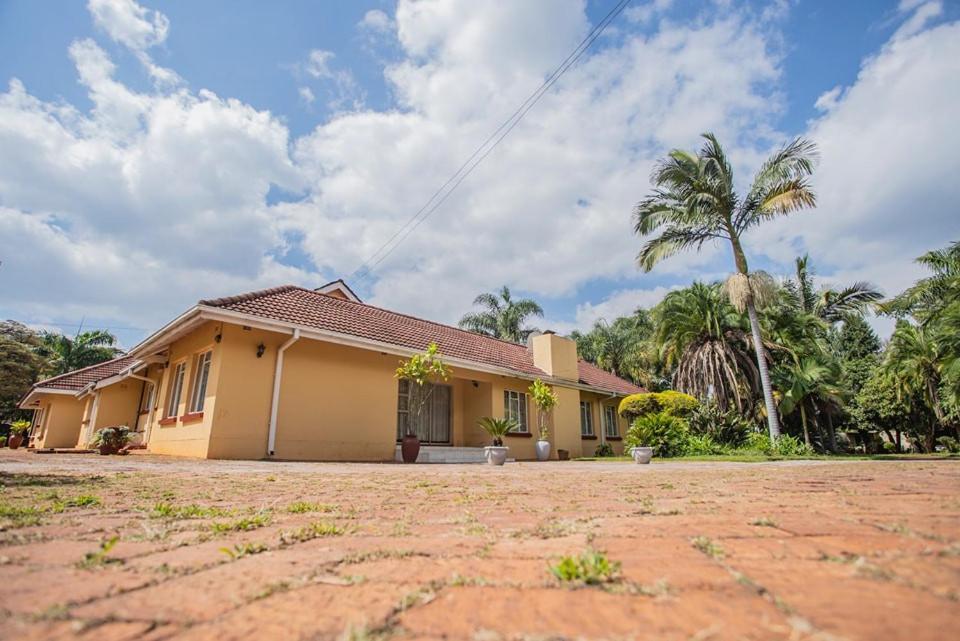 Palm Villa Harare Exterior photo