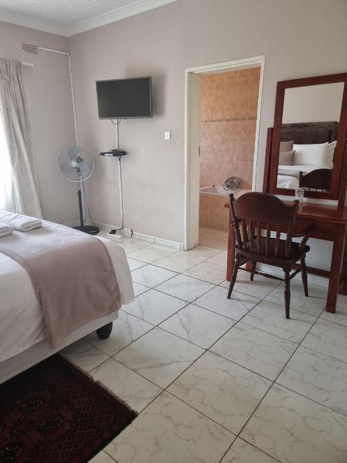 Palm Villa Harare Exterior photo
